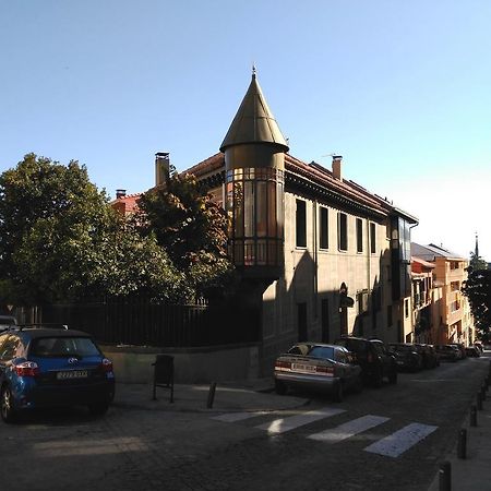 Posada Don Jaime San Lorenzo de El Escorial Luaran gambar